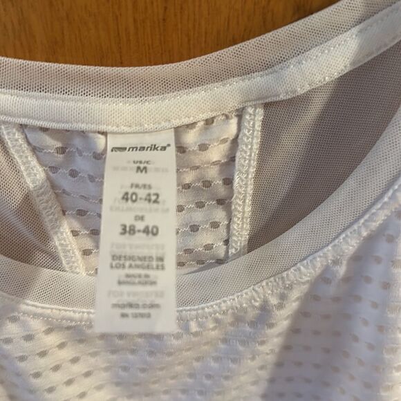 Cute semi sheer work out tank top - Picture 4 of 7